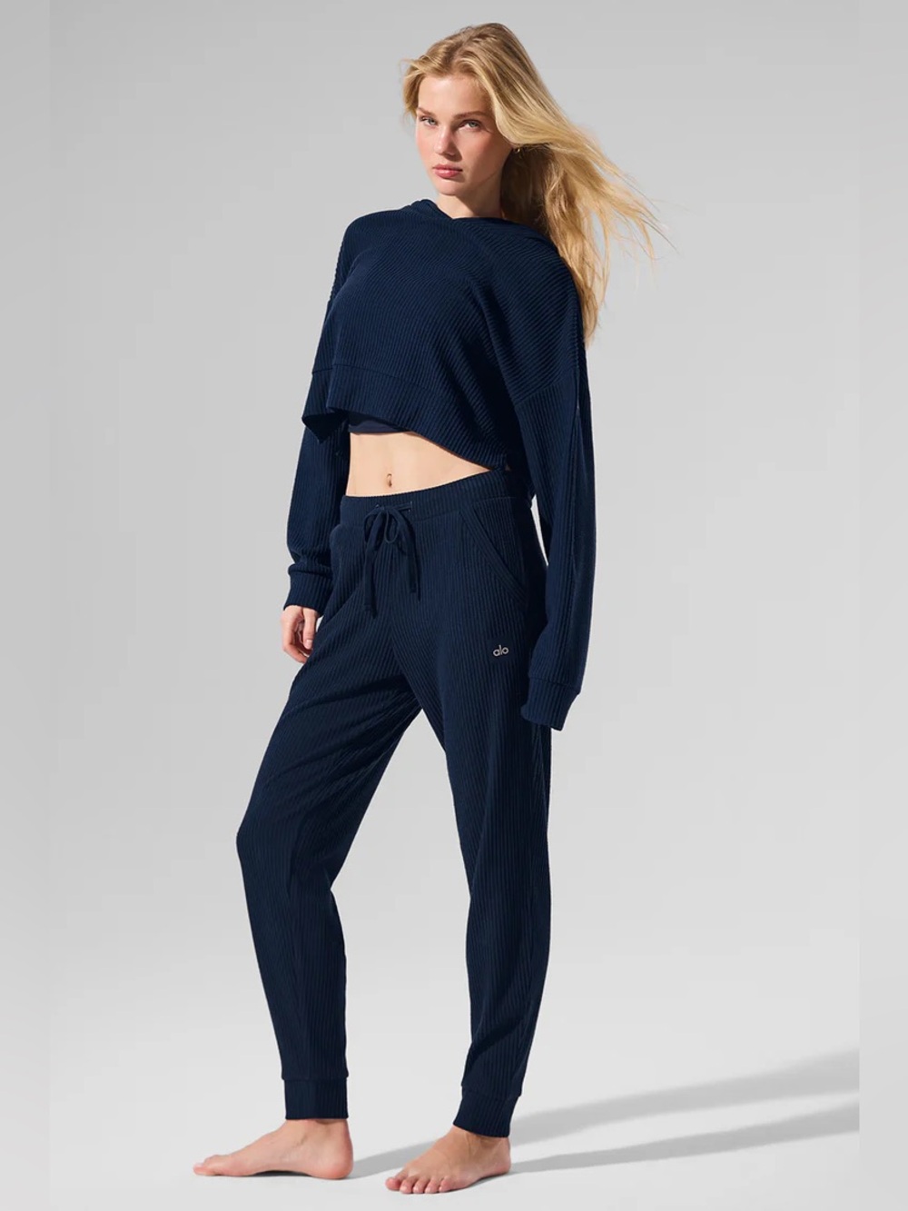 ALO Yoga Muse Hoodie and Sweatpant in Navy Small